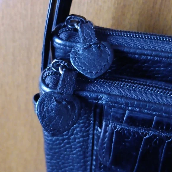 Brighton black leather cross body bag - Picture 5 of 7